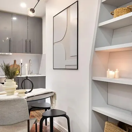 Apartment Vexin - 1 A Montmartre